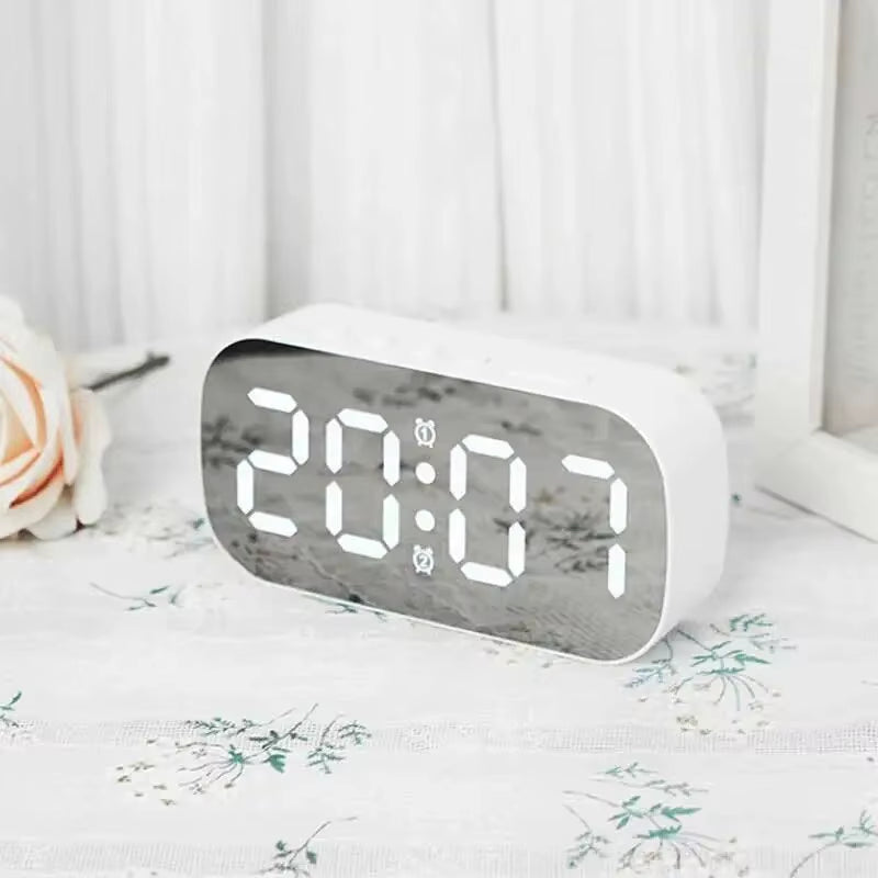 Minimal LED Digital Clock