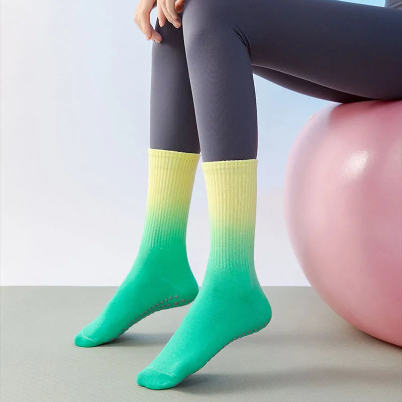 Yoga Socks Women Gradient Cotton Silicone Non-Slip Pilates Grip Crew Socks