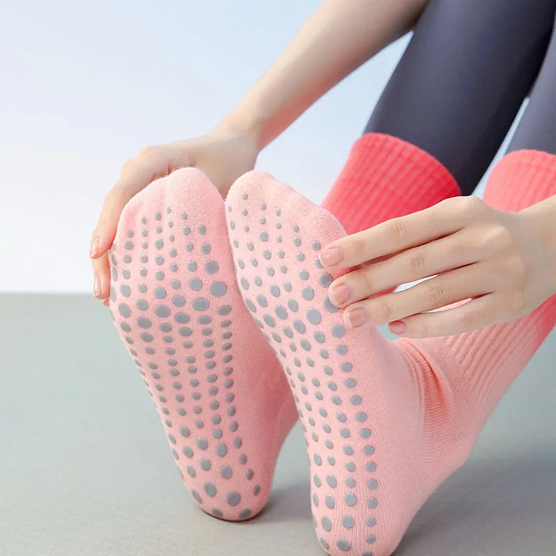 Yoga Socks Women Gradient Cotton Silicone Non-Slip Pilates Grip Crew Socks